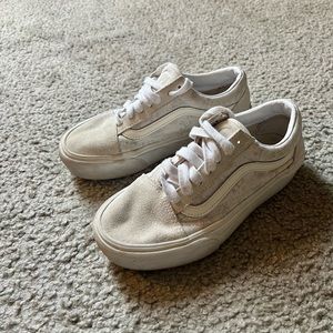 Women’s Old Skool Platform Vans